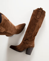 Bianca Buccheri Hadid Brown